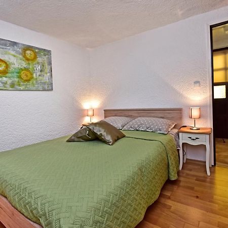 Apartment Corta City-Centre Poreč Exteriör bild