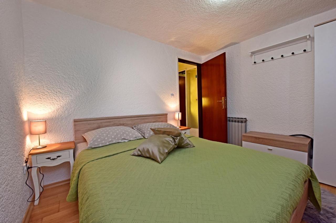Apartment Corta City-Centre Poreč Exteriör bild